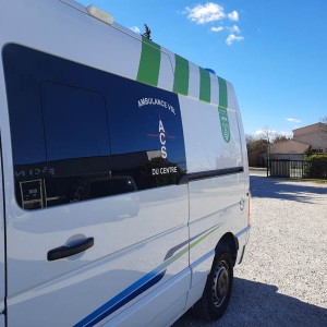 marquage_vehicule_ambulance__vaucluse.jpg