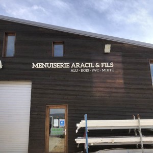 enseigne-menuisier.jpg