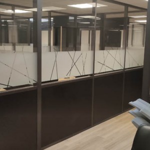 adhesif-depoli-intimite-bureaux.jpg