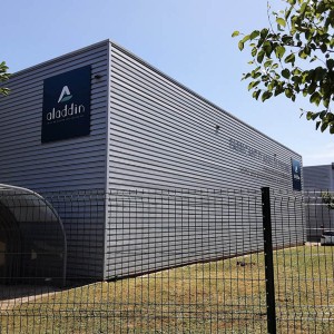 Aladdin-piscine-signaletique-et-enseigne.jpg