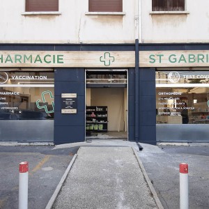 enseigne-et-signaletique¨Pharmacie-St-Gabriel-Marseille.jpg