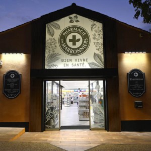 pharmacie-des-marronniers-Robio--enseigne.jpg
