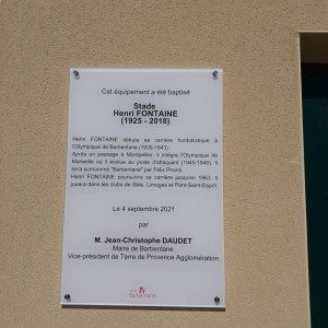plaque-pour-Stade-Barbentane.jpg
